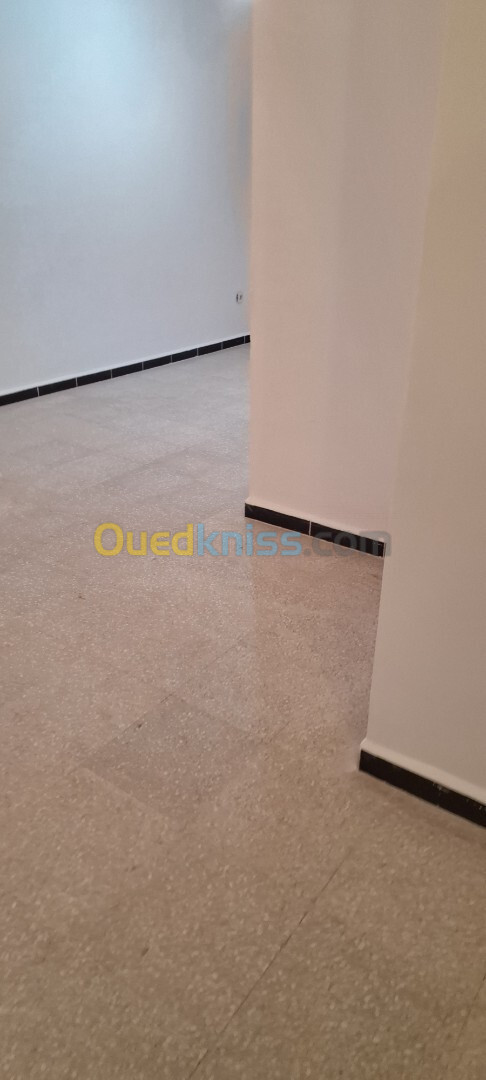 Location Appartement F3 Alger El achour