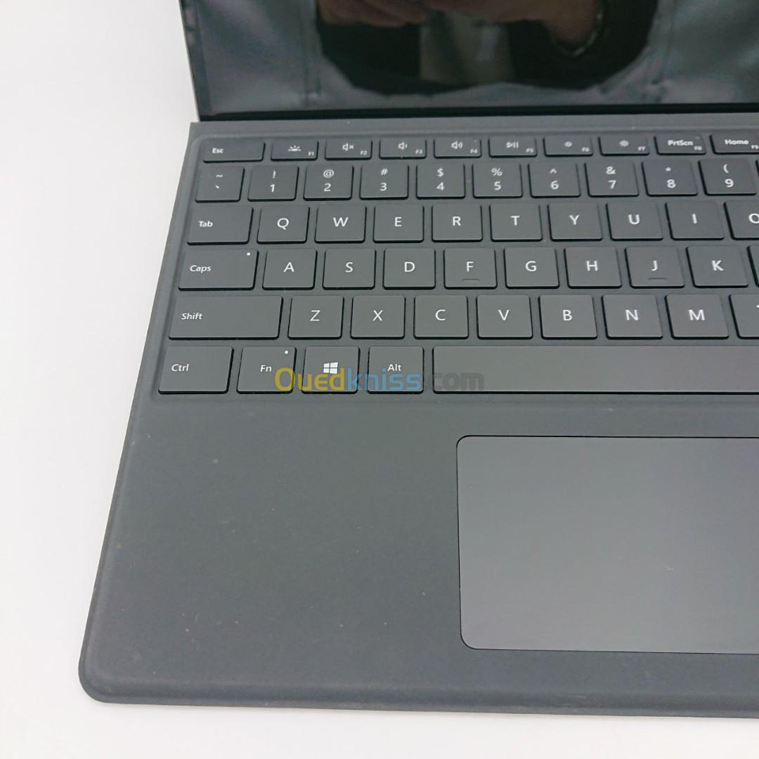 Microsoft Surface Pro 9 16 Go LPDDR5 256 Go SSD 13 pouces Intel Iris Xe