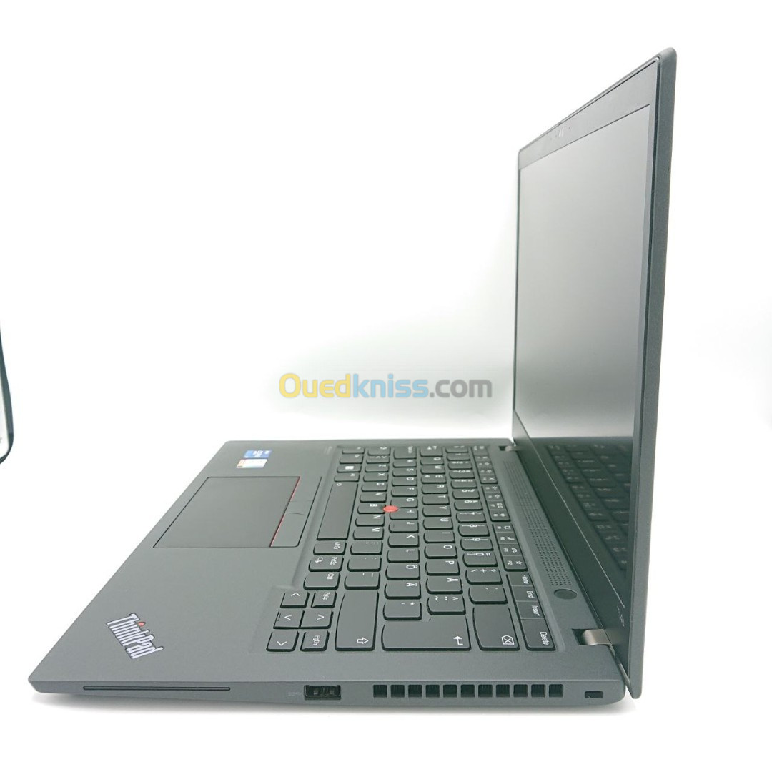 Lenovo Thinkpad T14s Gen 2 i7-1185G7 vPro 32GB LPD4X 512 Go PCIe NVMe IPS 14" FHD Intel Iris Xe