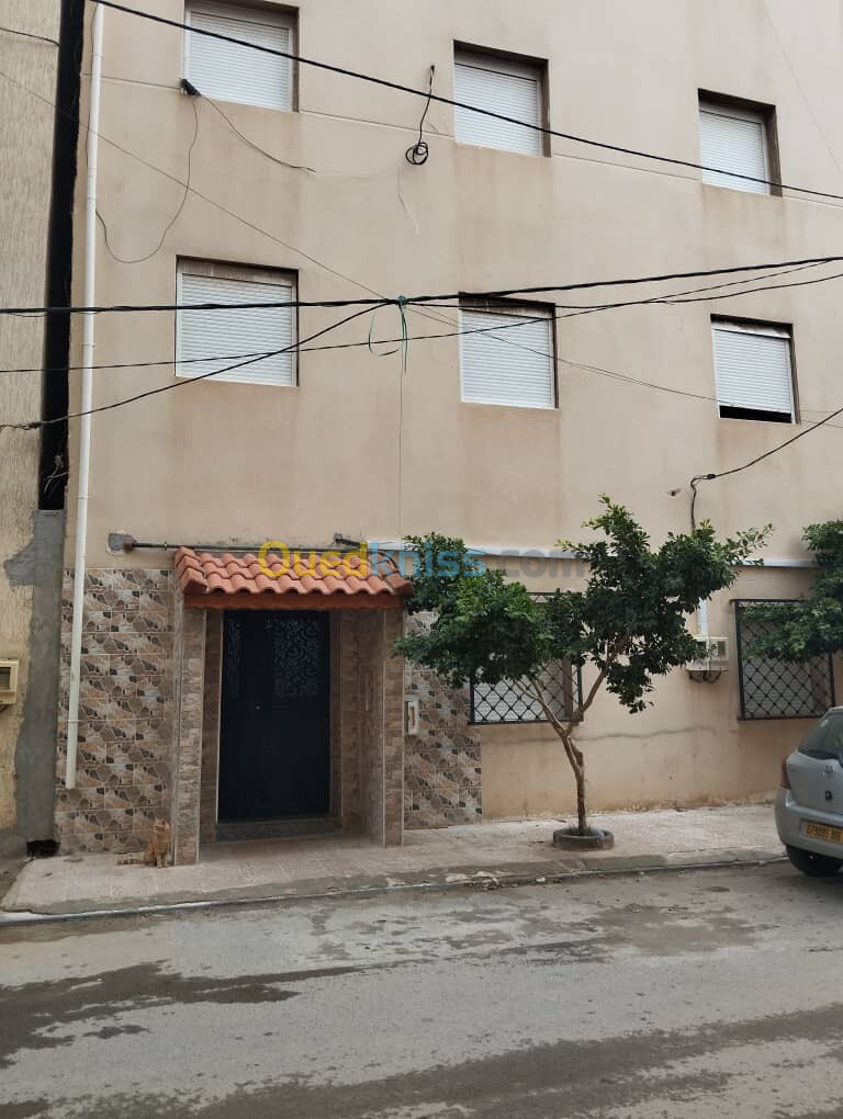 Vente Appartement F4 Alger Bordj el bahri