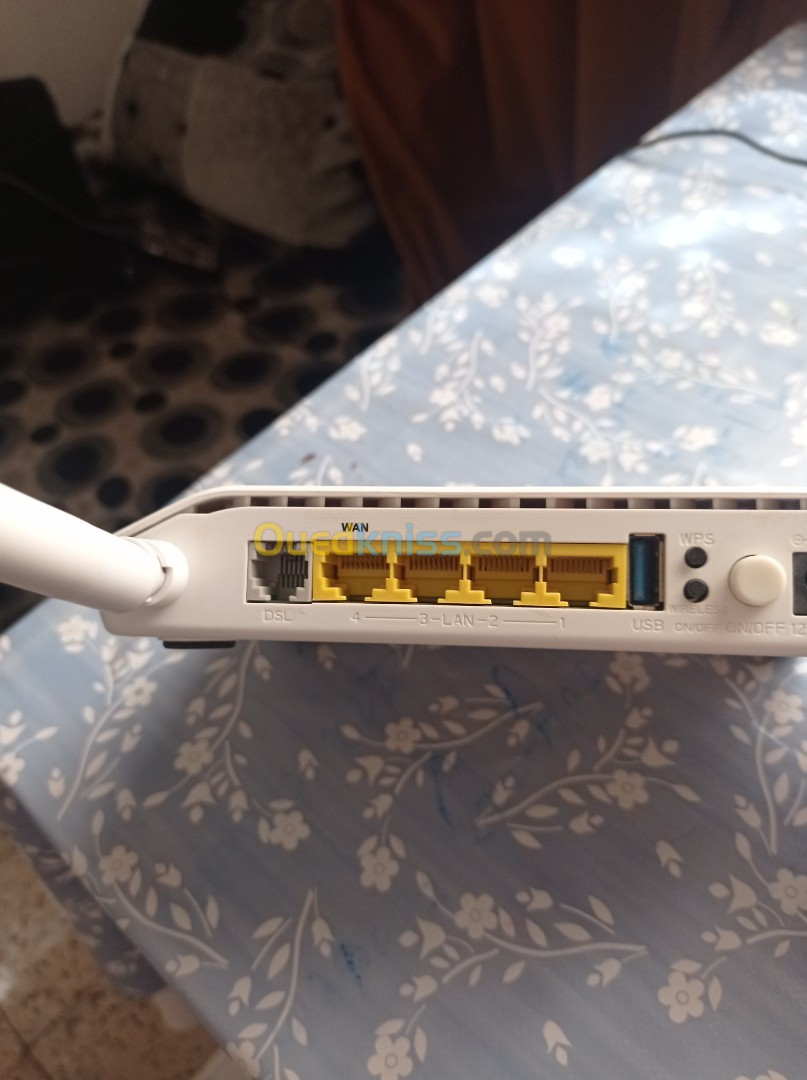 Modem D-LINK DSL-2750U