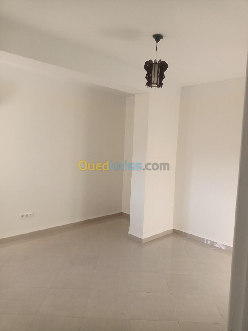 Location Appartement F4 Alger Souidania