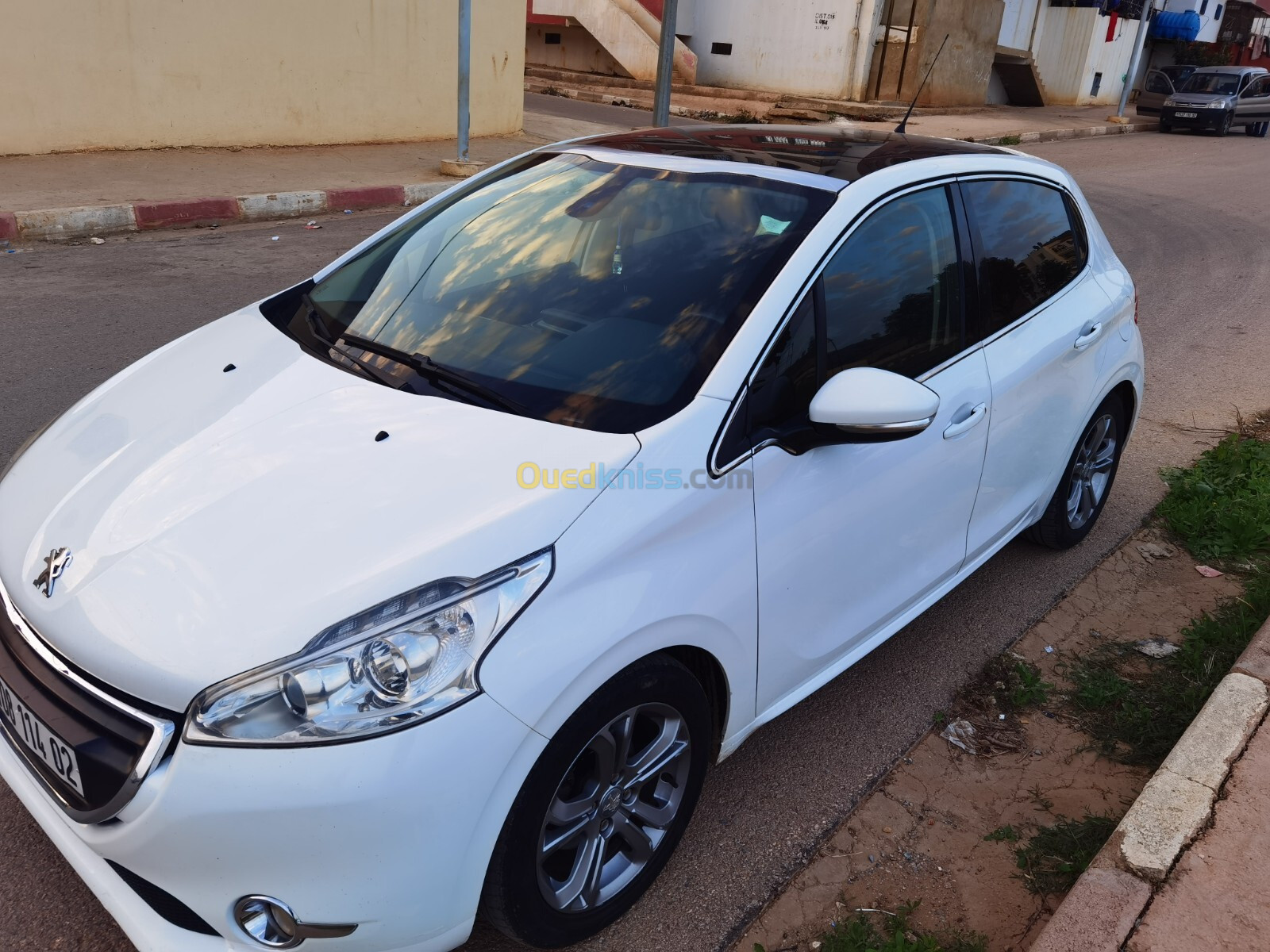 Peugeot 208 2014 Allure