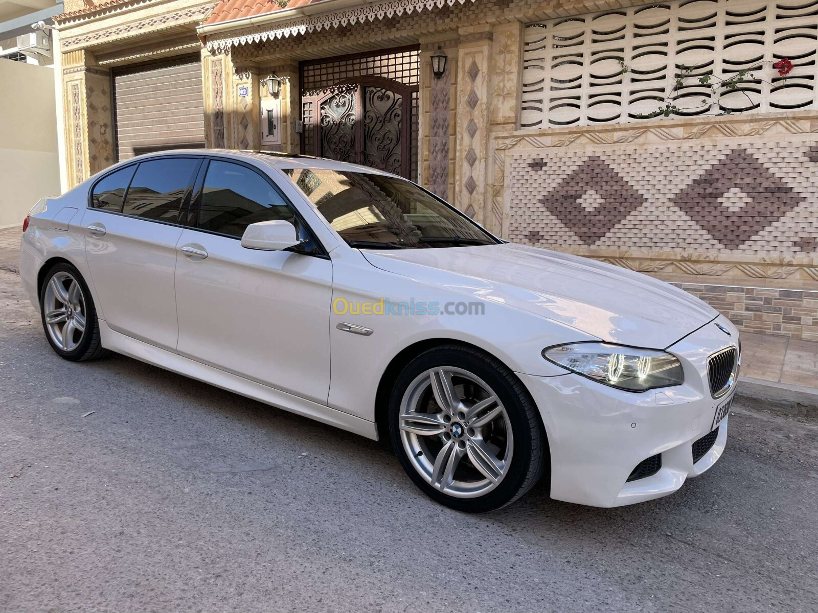 BMW Série 5 2013 525d sport