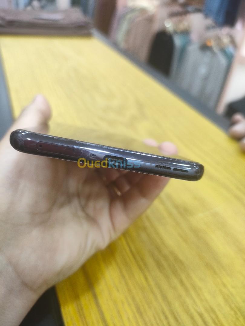 Oppo Reno9 5G