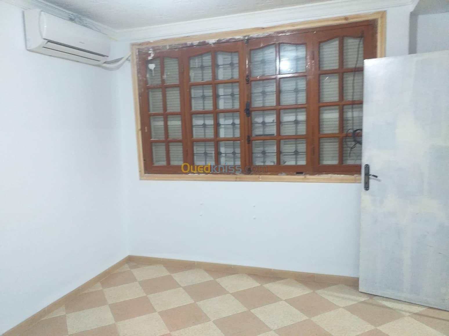 Location Appartement F4 Batna Batna