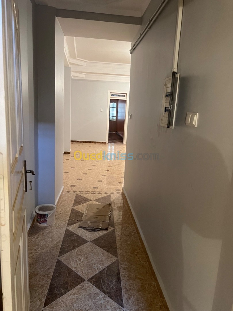 Location Appartement F3 Chlef Chlef