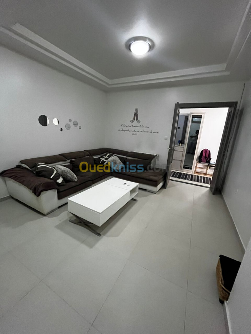 Location Appartement F4 Alger Ain naadja