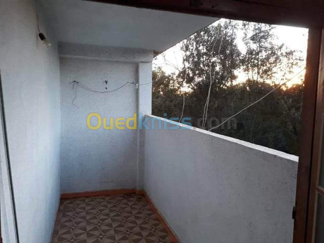 Location Appartement F2 Alger Beni messous