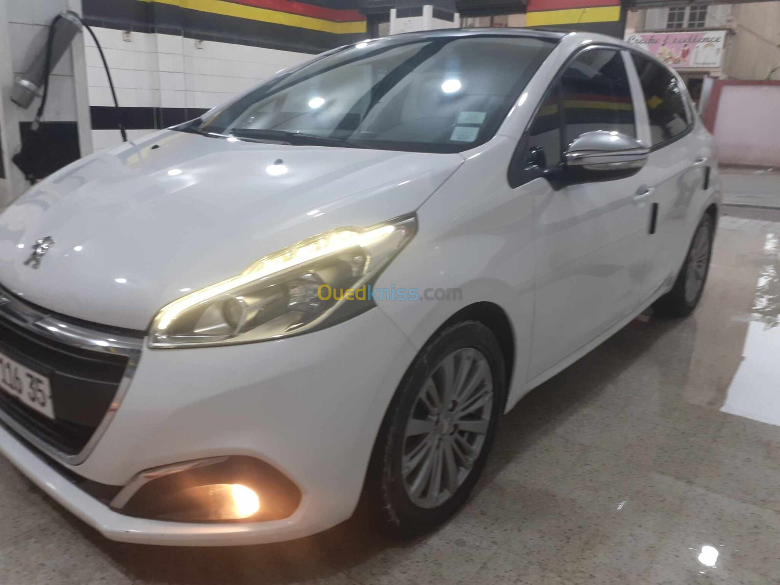 Peugeot 208 2016 Allure Facelift