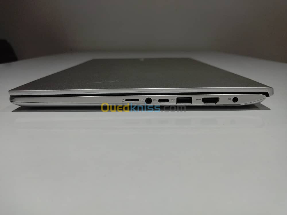 Asus VivoBook Silver