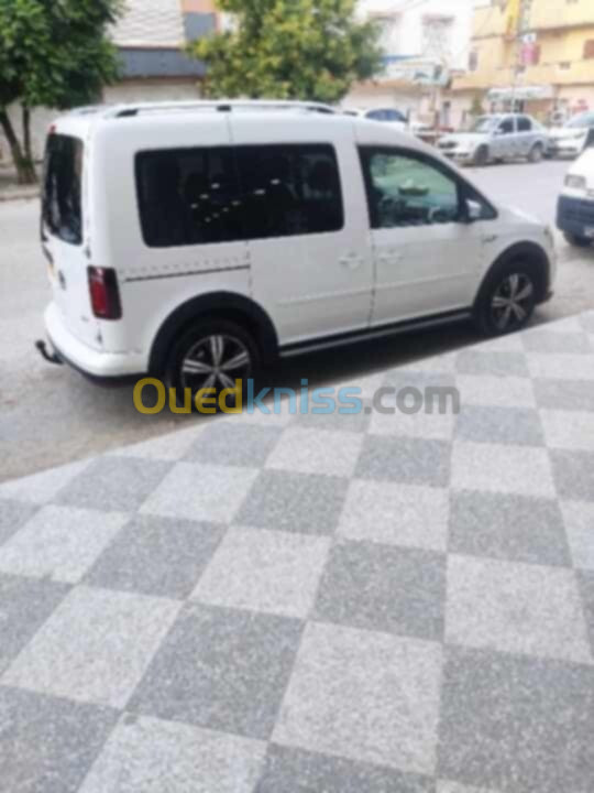 Volkswagen Caddy 2017 ALTRACK