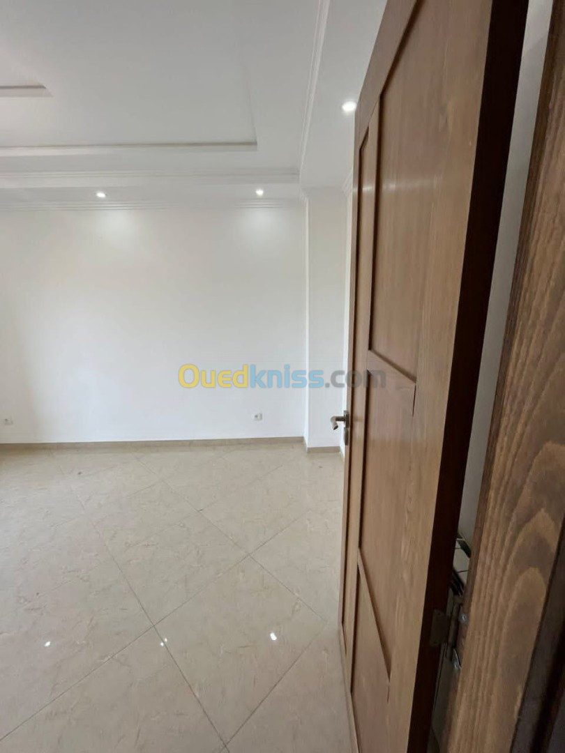 Vente Appartement F3 Alger Bordj el kiffan