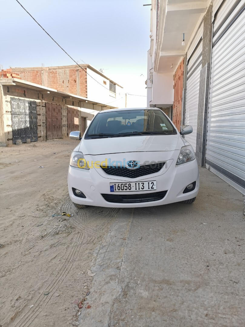 Toyota Yaris Sedan 2013 