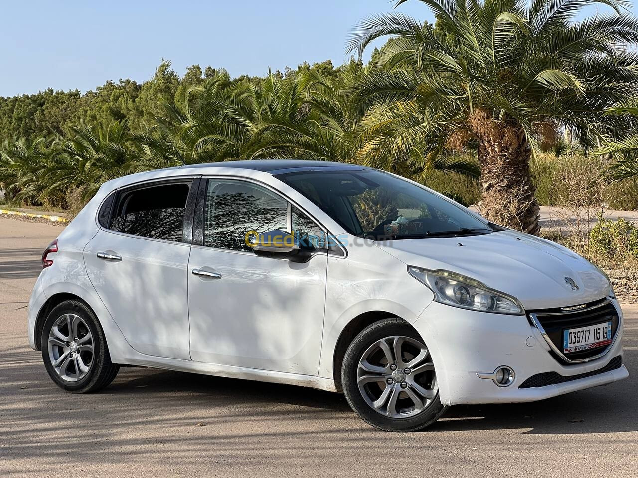 Peugeot 208 2015 Allure