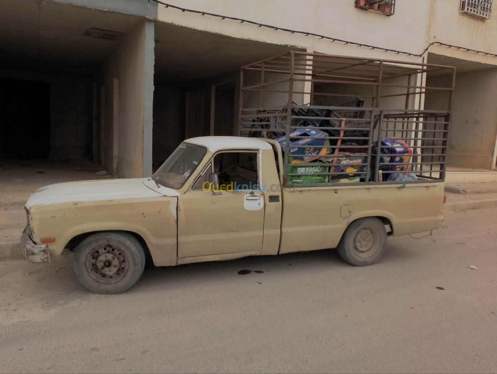 Mazda B1600 1983 عادي