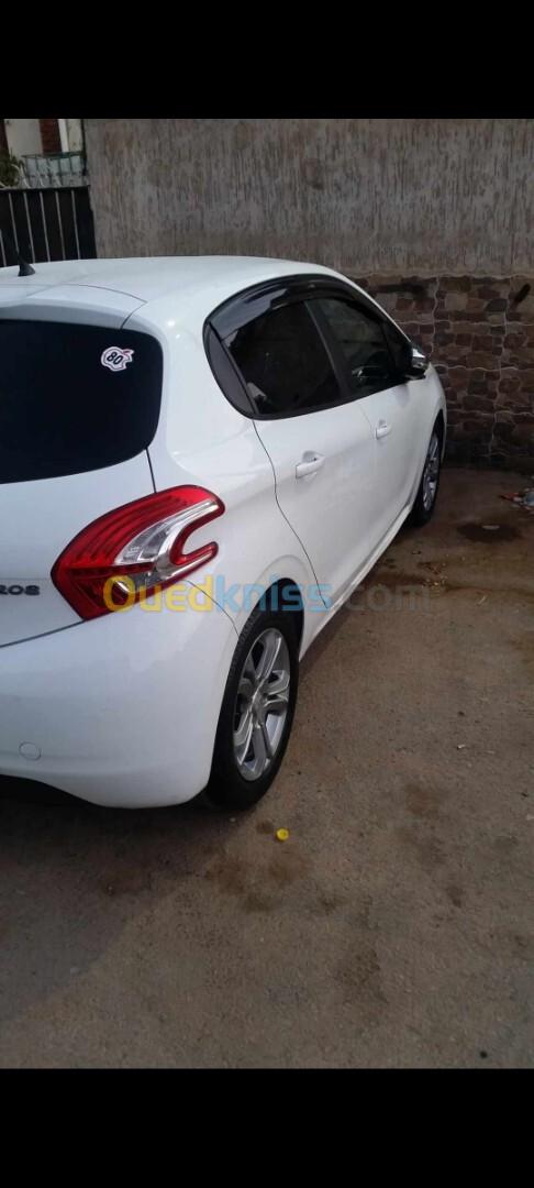 Peugeot 208 2015 Active