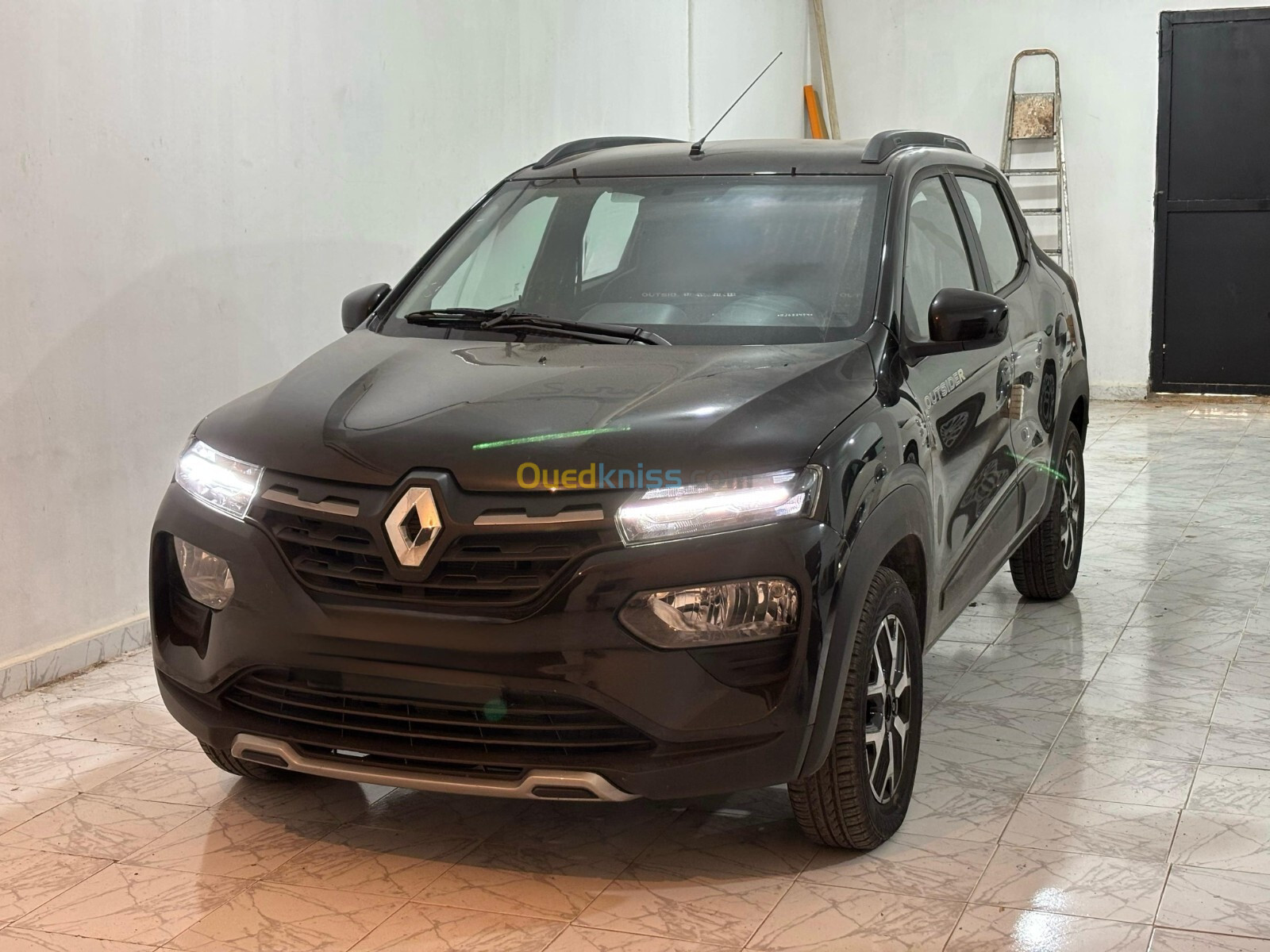 Renault Kwid 2024 Outsider