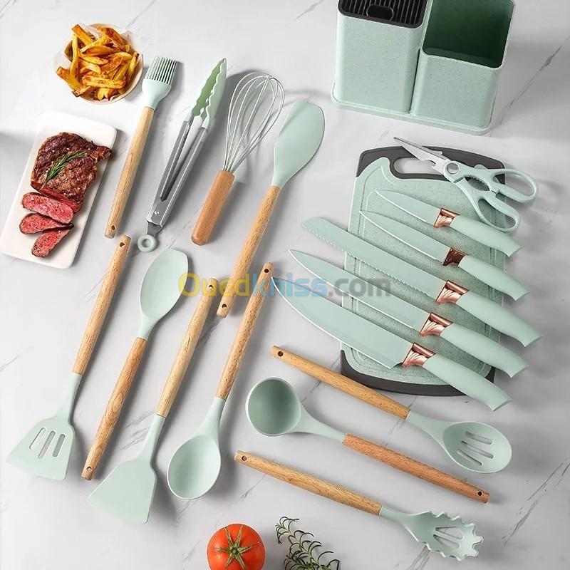 Kitchenware set 18 peice 