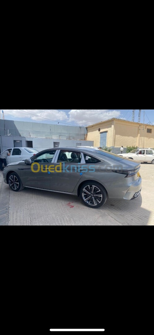 Chery Arrizo 8 2024 Luxury