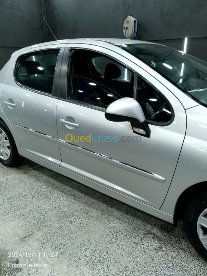 Peugeot 207 2012 207