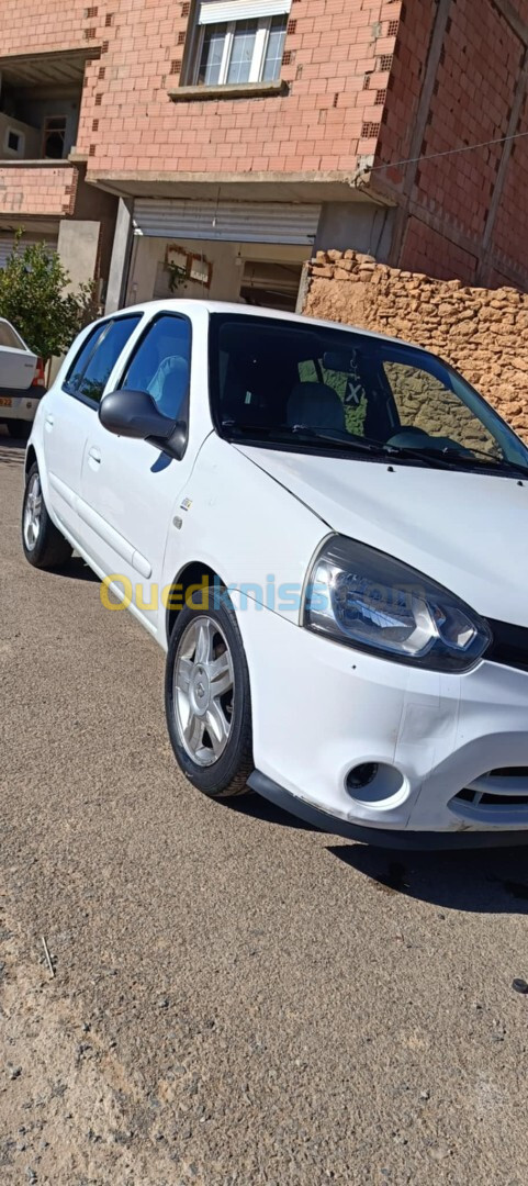 Renault Clio Campus 2015 