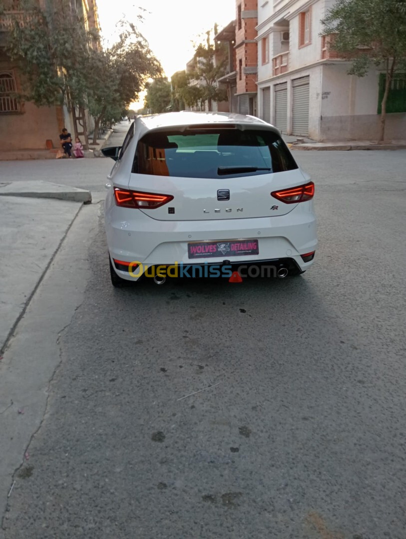 Seat Leon 2015 LINEA R+