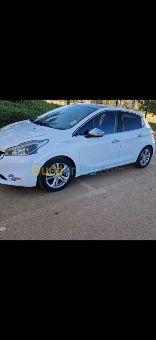 Peugeot 208 2013 Allure