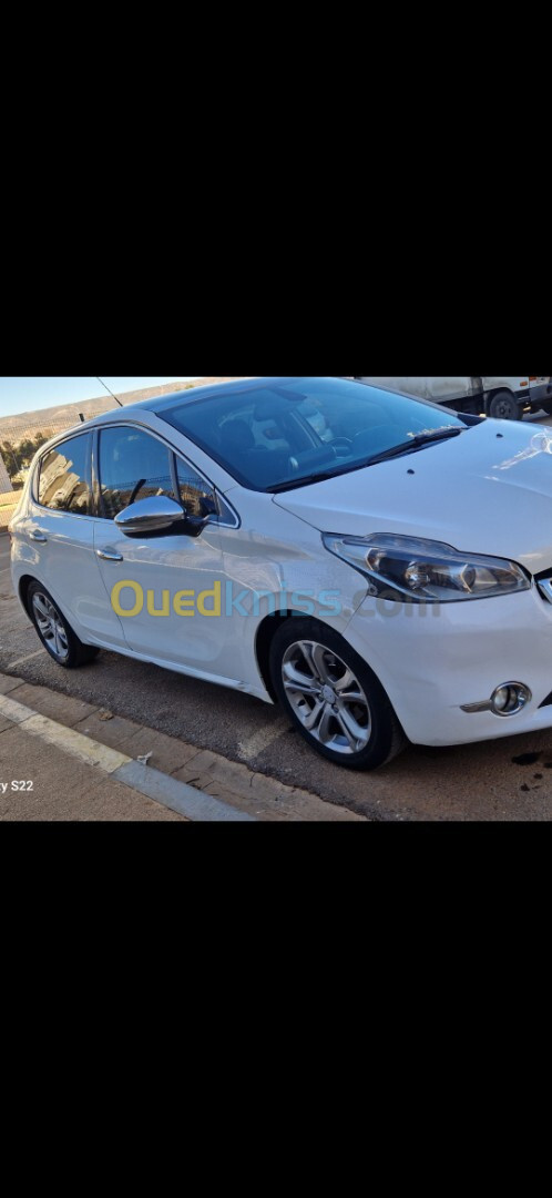 Peugeot 208 2013 Allure