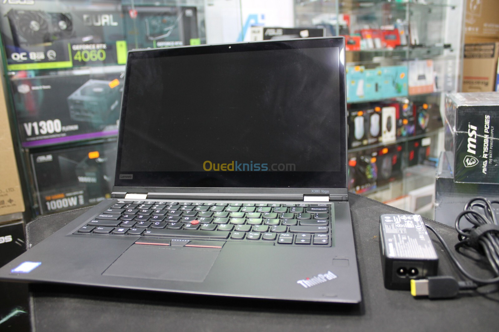 Lenovo ThinkPad X380 Yoga, Intel Core i5 8eme génération 1,60 GHz 16G RAM 256G SSD