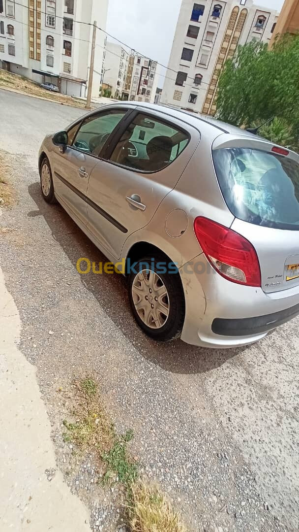 Peugeot 207 2010 Active