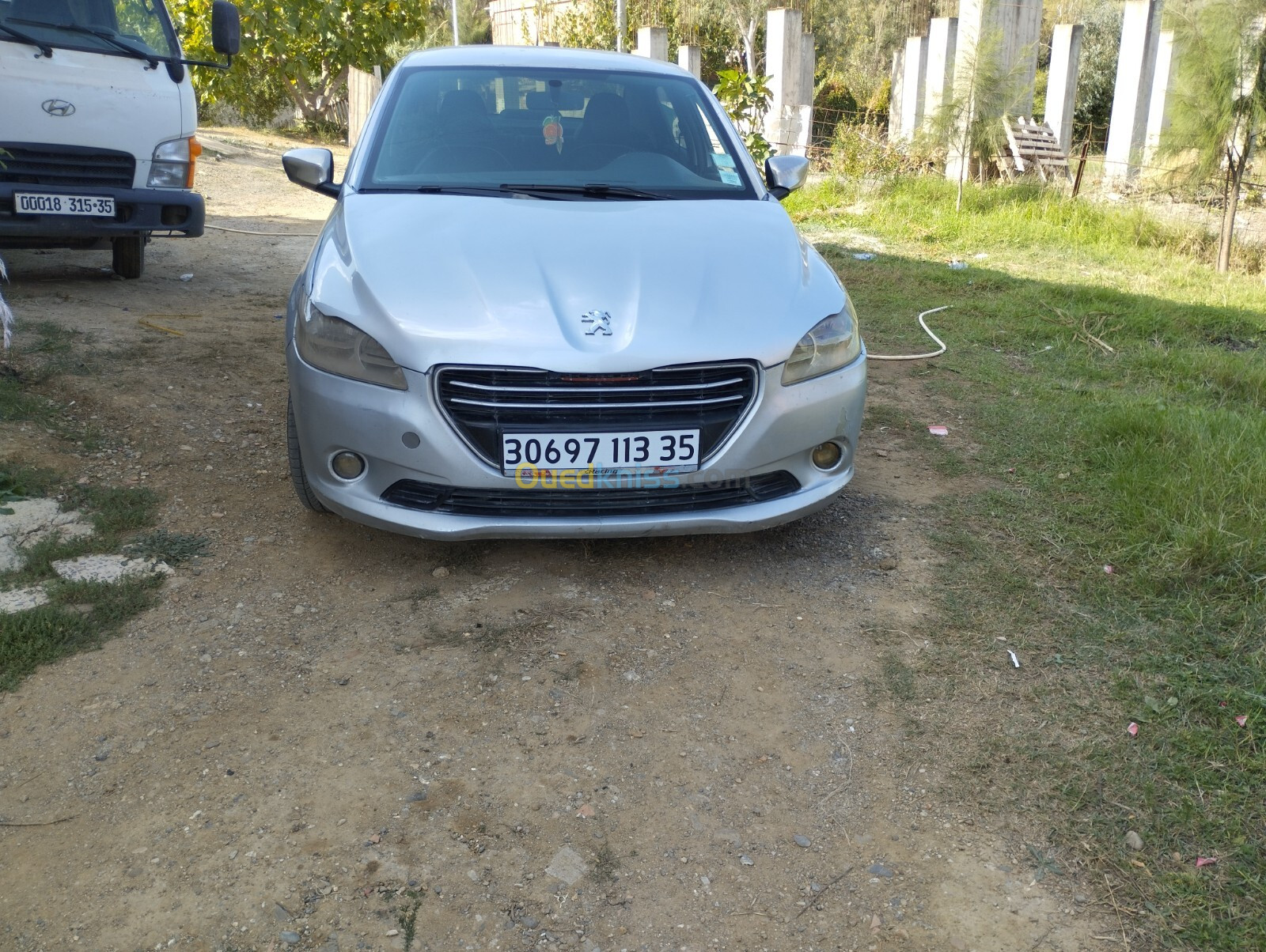 Peugeot 301 2013 Allure