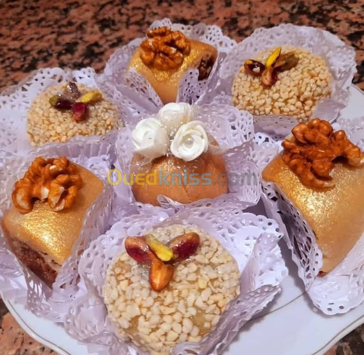 Gâteaux pour les fêtes حلويات الأفراح 