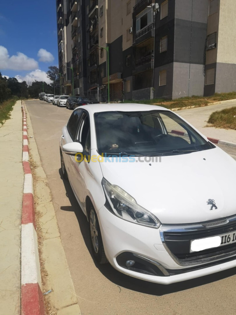 Peugeot 208 2016 Allure