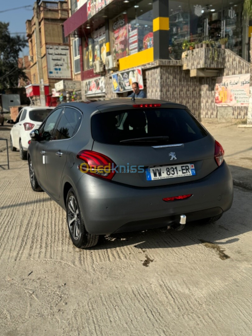 Peugeot 208 2017 Allure