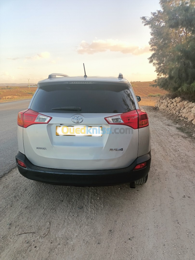 Toyota RAV4 2014 Premium