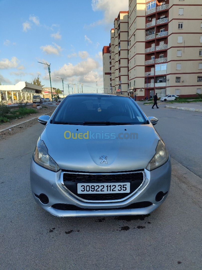 Peugeot 208 2012 Access