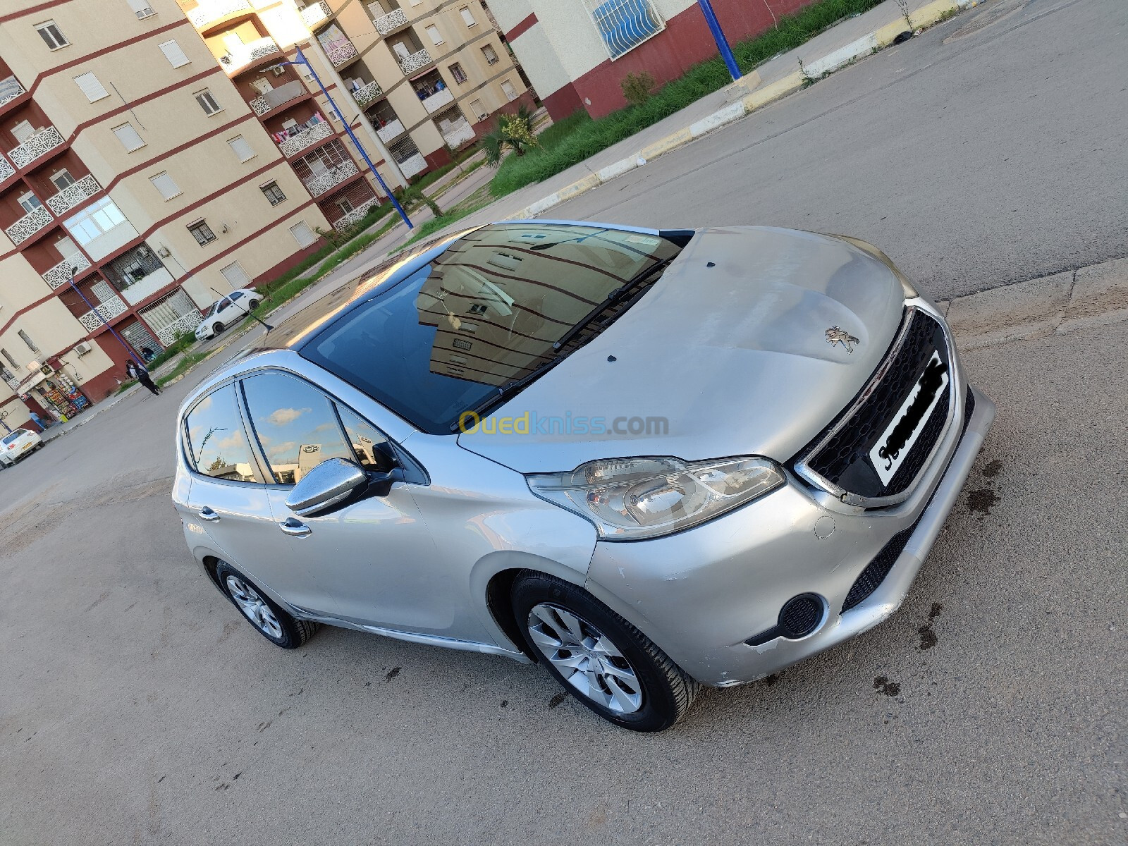 Peugeot 208 2012 