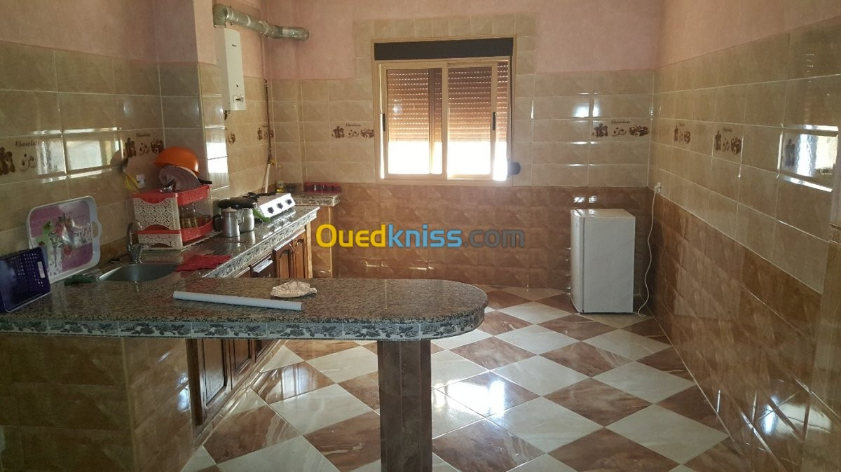 Location vacances Appartement F2 Tlemcen Hammam boughrara