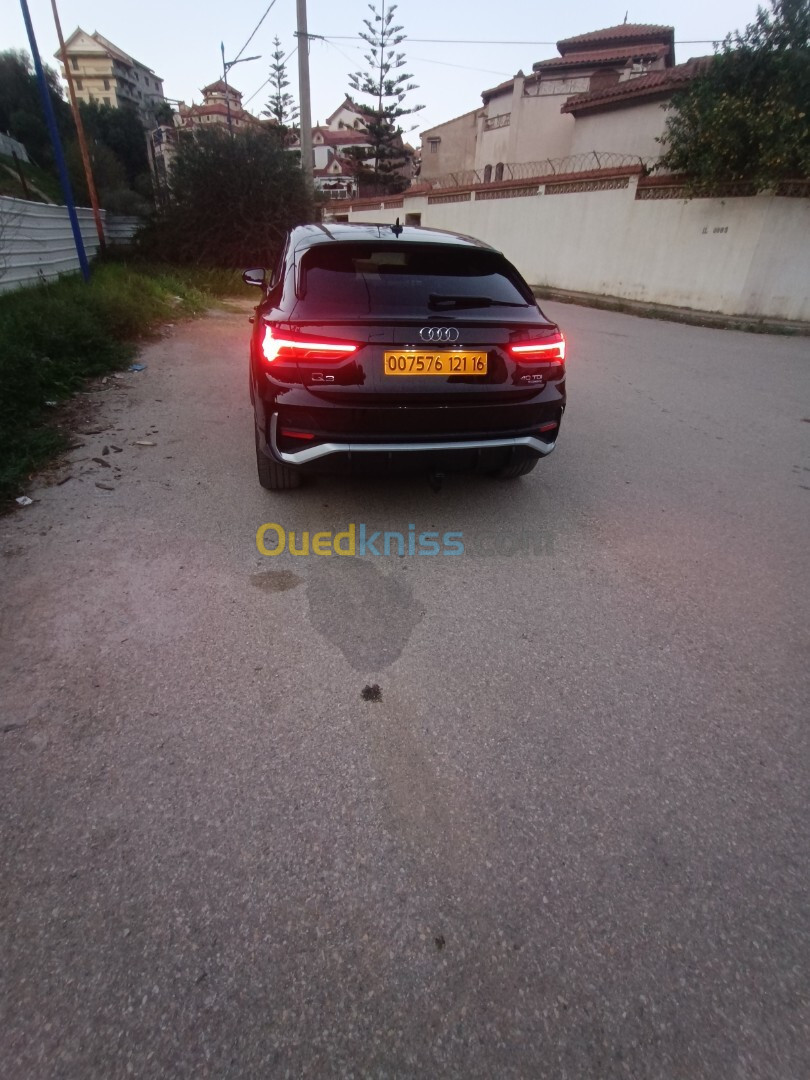 Audi Q3 2021 Q3