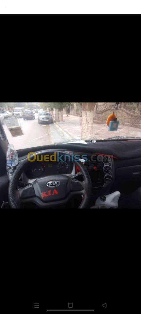 Kia K2700 2013