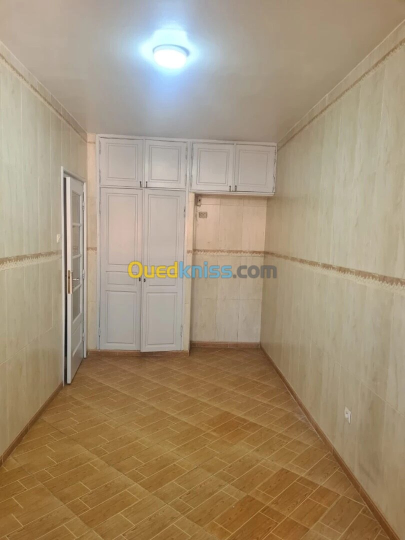 Location Appartement F3 Alger Kouba