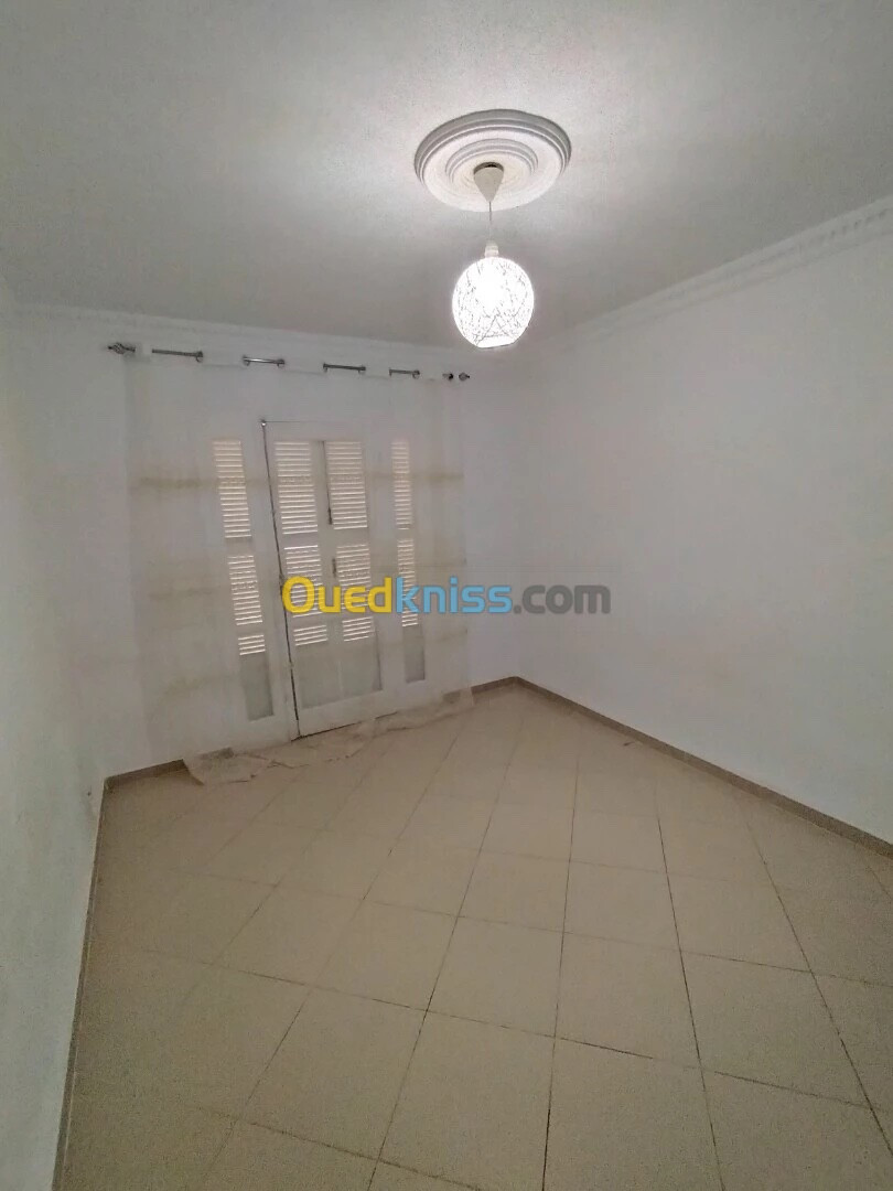 Location Appartement F3 Alger Said hamdine