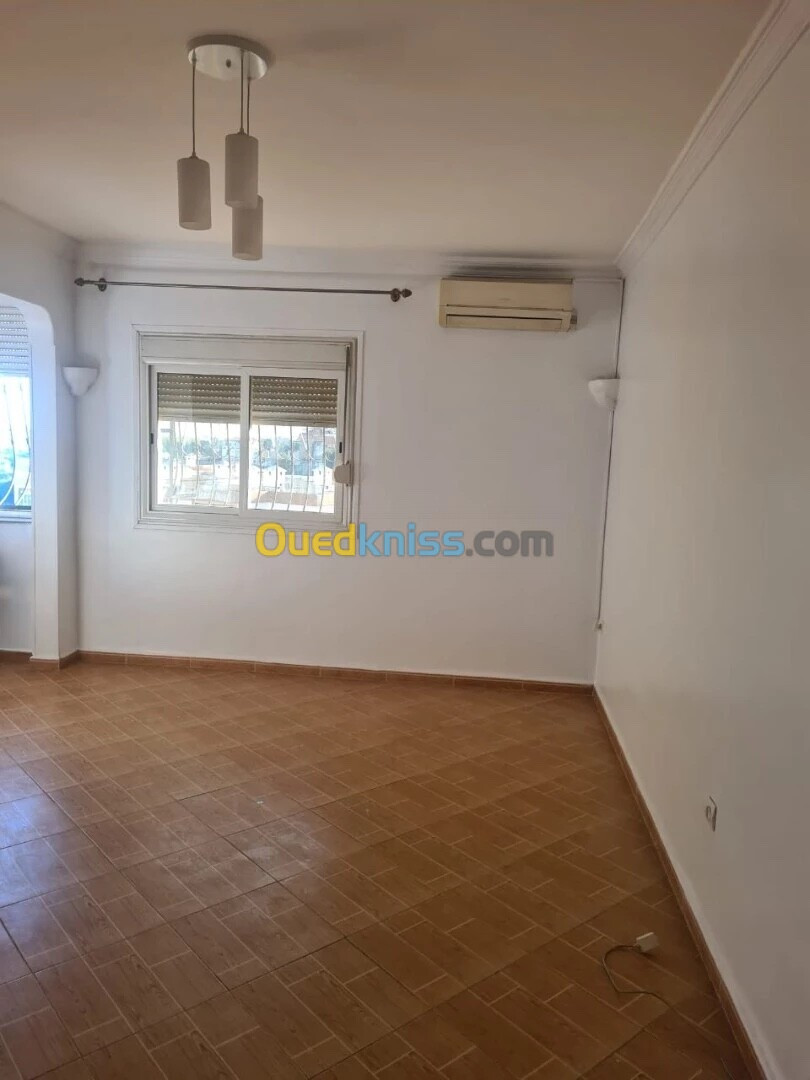 Location Appartement F3 Alger Kouba