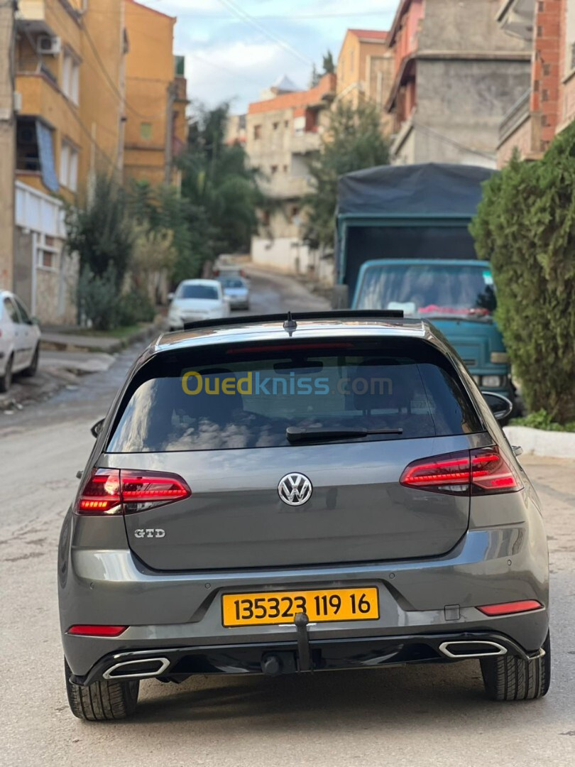 Volkswagen Golf 7 2019 Carat