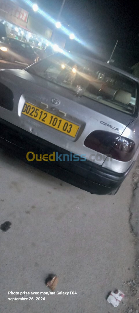 Toyota Avensis 2001 كورولا