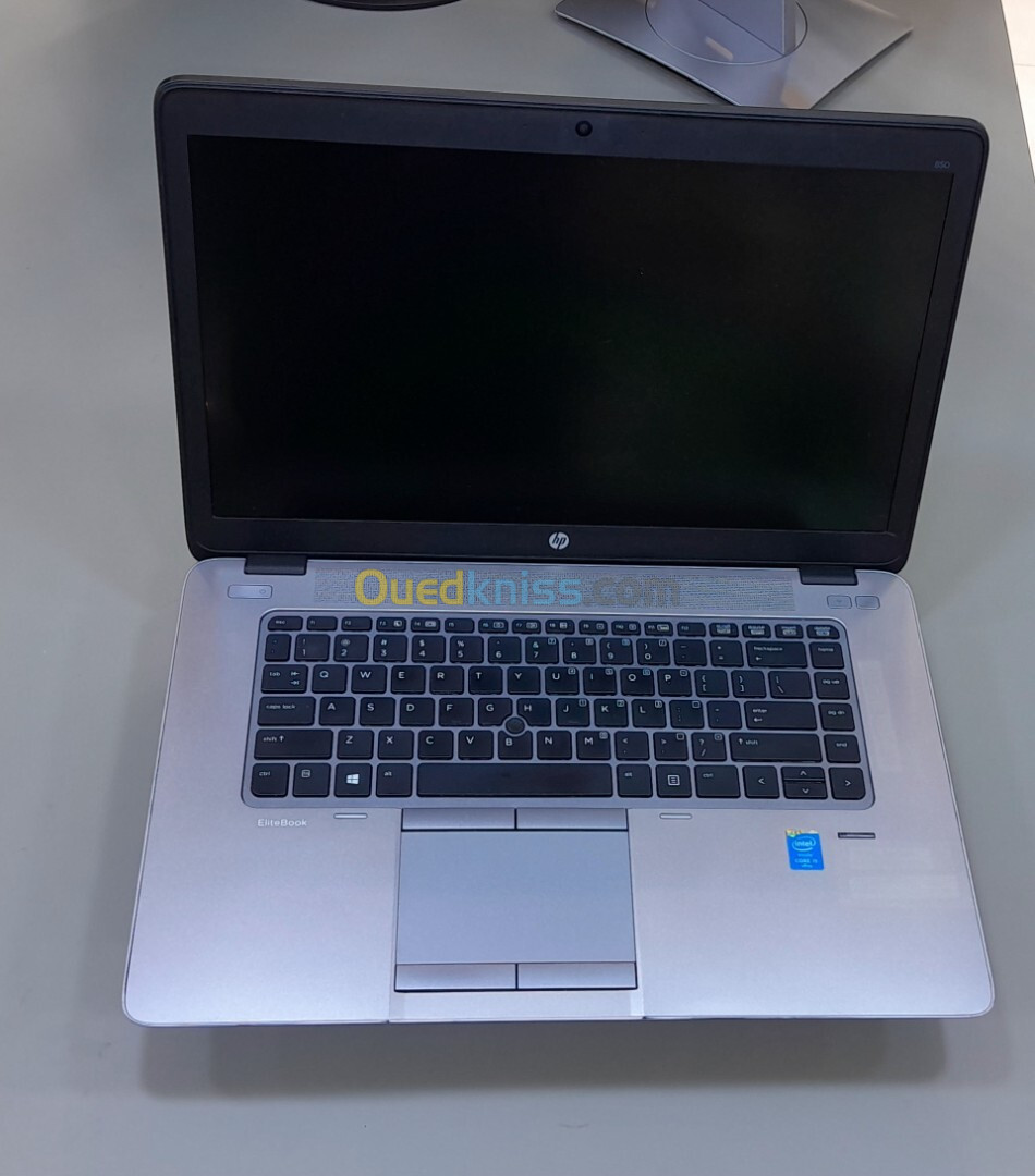 LAPTOP HP ELITEBOOK 850 I5-5300U 8G 256G SSD 15,6".