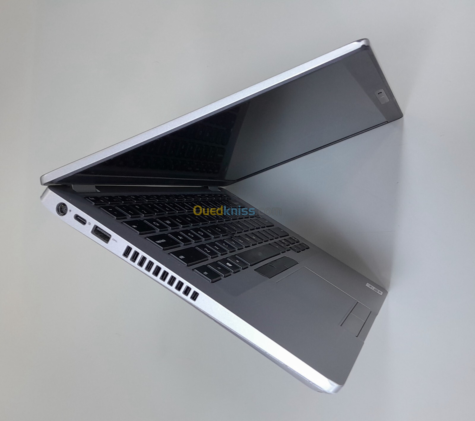 LAPTOP DELL LATITUDE 5410 I5-1031U 16G 256G SSD 14".