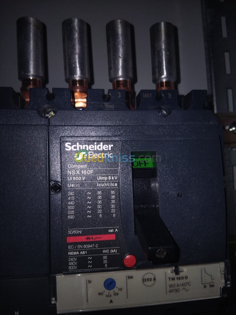 Disjoncteur Schneider Electric Compact NSX160F