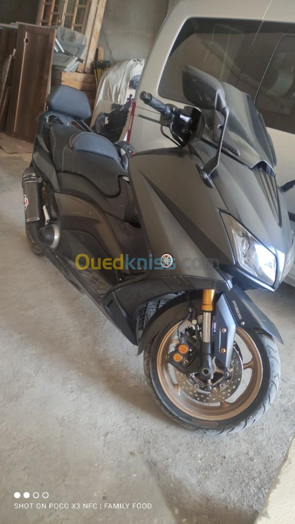 Yamaha Tmax iron 2 2015